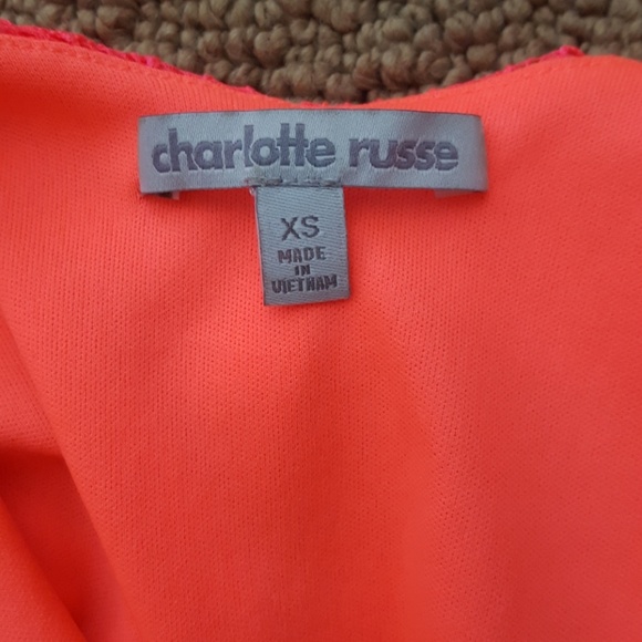 Neon pink crop top - Picture 3 of 3